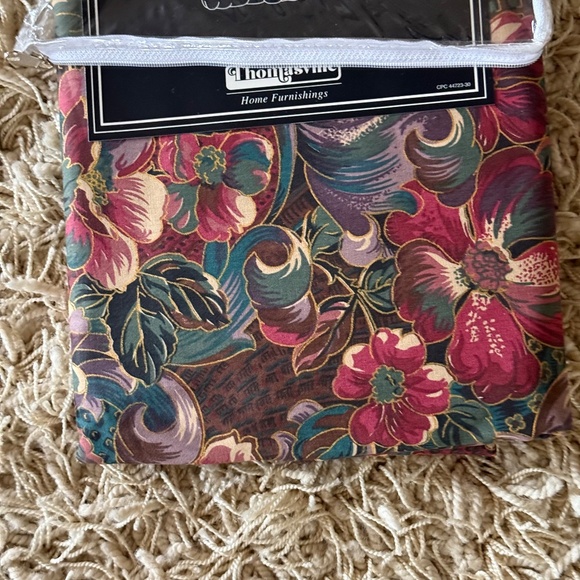 Thomasville Palermo 82"x17" Blouson Valance Floral Window Topper BV3800 Set of 2 - Picture 2 of 5